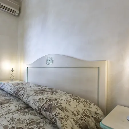 Morpheo Guest house 2*